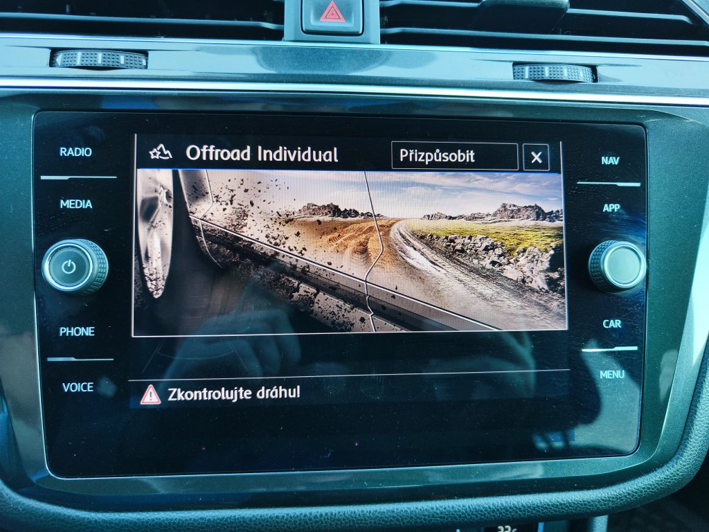 VW Tiguan ALLSPACE Highline 2.0 TDI 140 kW 4M 7DSG,Pův.lak!DPH,Nez.T.,TZ