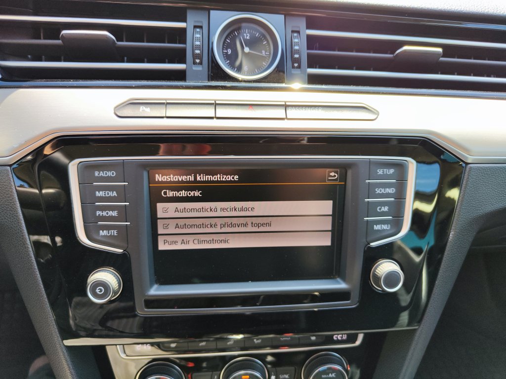 VW PASSAT VARIANT Highline 2.0 TDI 110 kW 6DSG,ČR,Full LED, 2x Kola