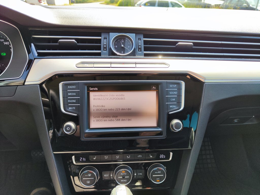 VW PASSAT VARIANT Highline 2.0 TDI 110 kW 6DSG,ČR,Full LED, 2x Kola