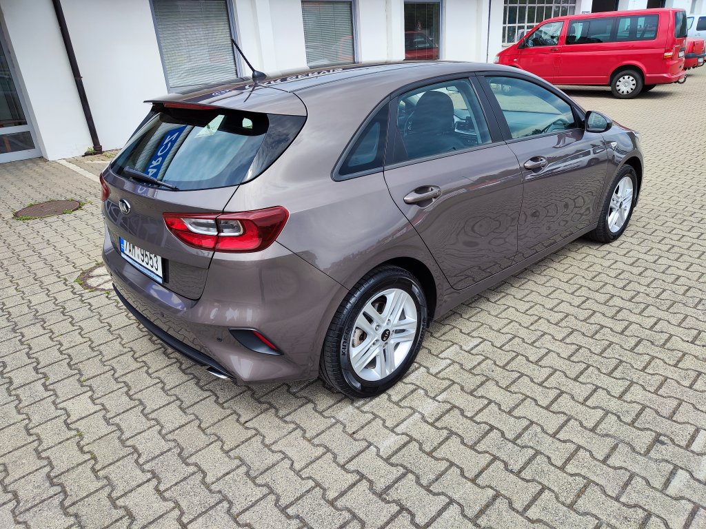 Kia Ceed 1.4 73 kW 6st.Manuál, ČR, Pův.lak, ZÁRUKA, 2x Kola