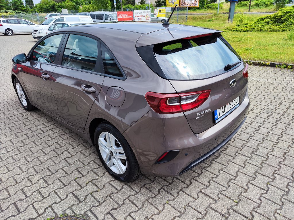 Kia Ceed 1.4 73 kW 6st.Manuál, ČR, Pův.lak, ZÁRUKA, 2x Kola