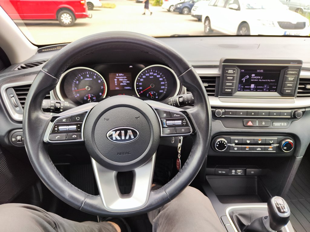 Kia Ceed 1.4 73 kW 6st.Manuál, ČR, Pův.lak, ZÁRUKA, 2x Kola