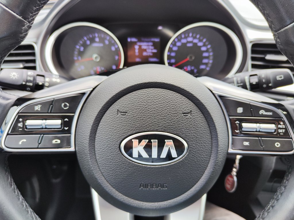 Kia Ceed 1.4 73 kW 6st.Manuál, ČR, Pův.lak, ZÁRUKA, 2x Kola