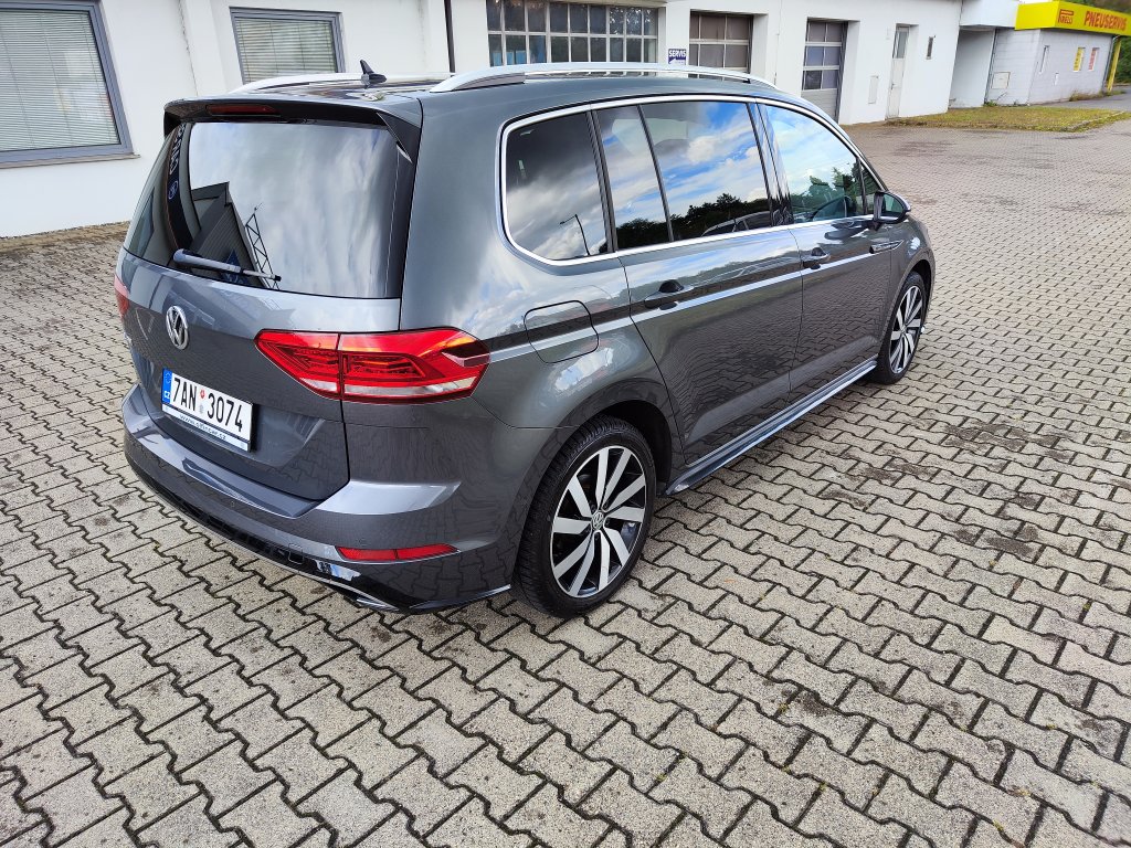VW TOURAN R-Line HL 2.0 TDI 110 kW DSG,ČR,1.Maj., Pův.lak,DPH,TZ,2xPneu