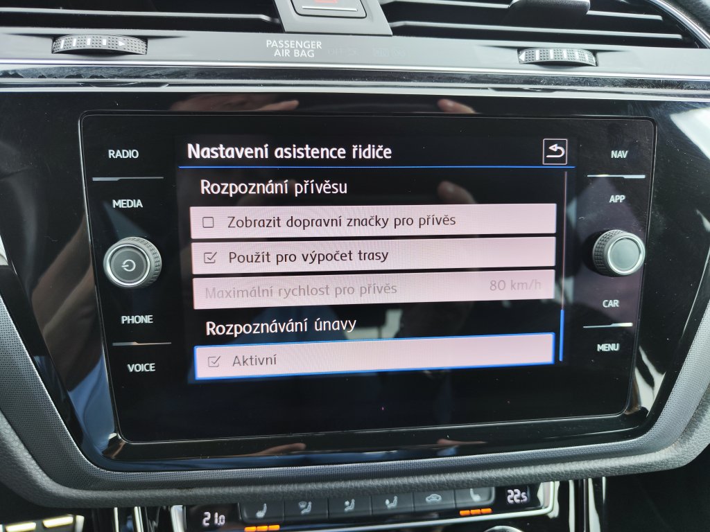 VW TOURAN R-Line HL 2.0 TDI 110 kW DSG,ČR,1.Maj., Pův.lak,DPH,TZ,2xPneu