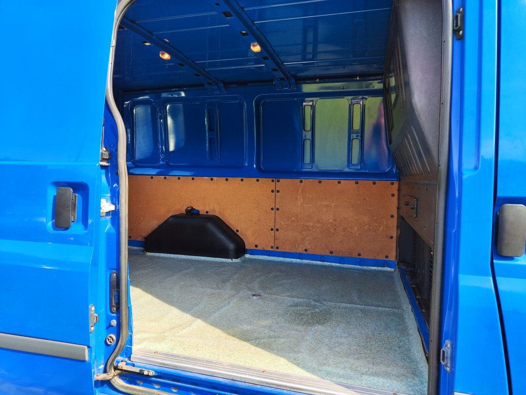 Ford TRANZIT Van(N1) 110 260S 3místa 2.2 TDCi 63 kW 5MT,ČR,jen 133 tkm!