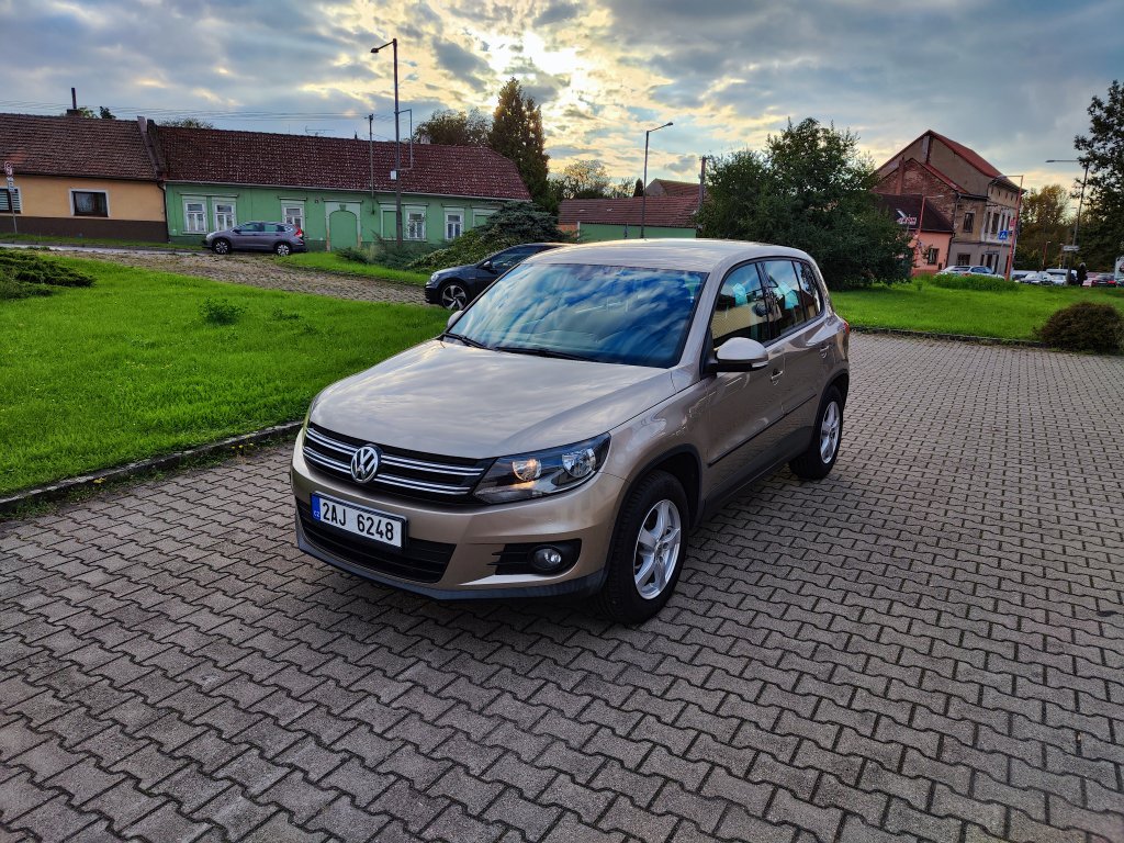 VW TIGUAN Trend 2.0 TDI 103 kW 6MT,ČR,Pův.lak,2xKola,Kamera,MirrorLink