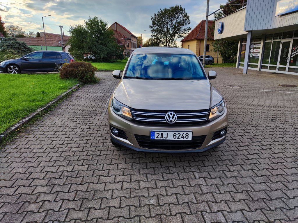 VW TIGUAN Trend 2.0 TDI 103 kW 6MT,ČR,Pův.lak,2xKola,Kamera,MirrorLink