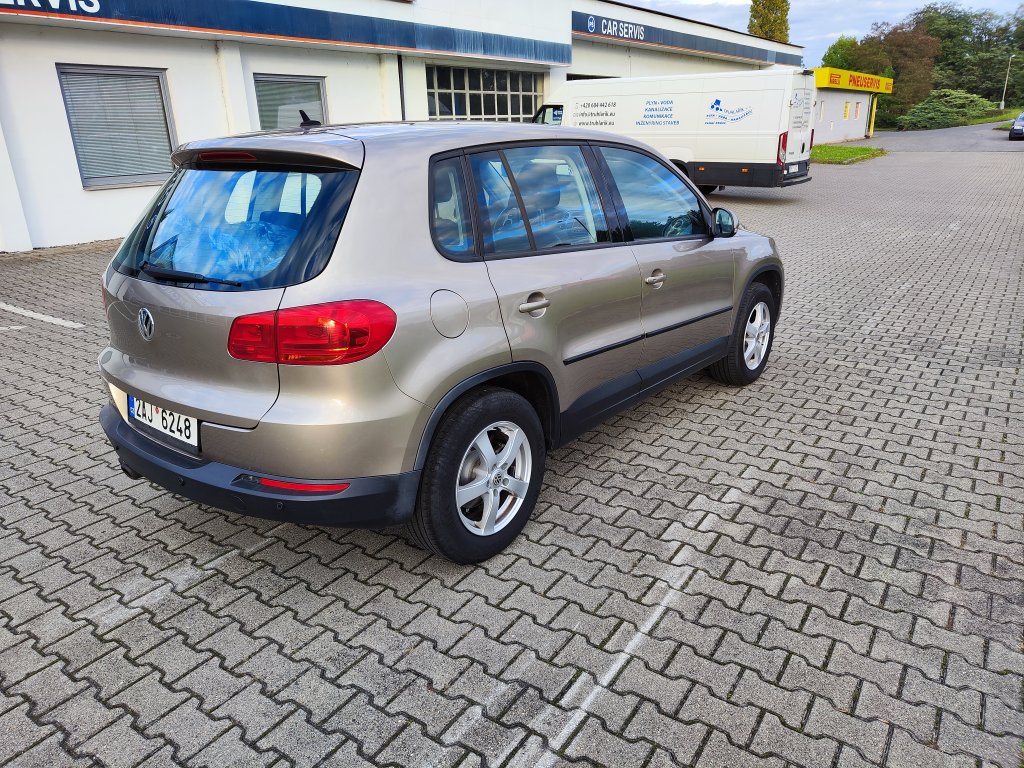 VW TIGUAN Trend 2.0 TDI 103 kW 6MT,ČR,Pův.lak,2xKola,Kamera,MirrorLink
