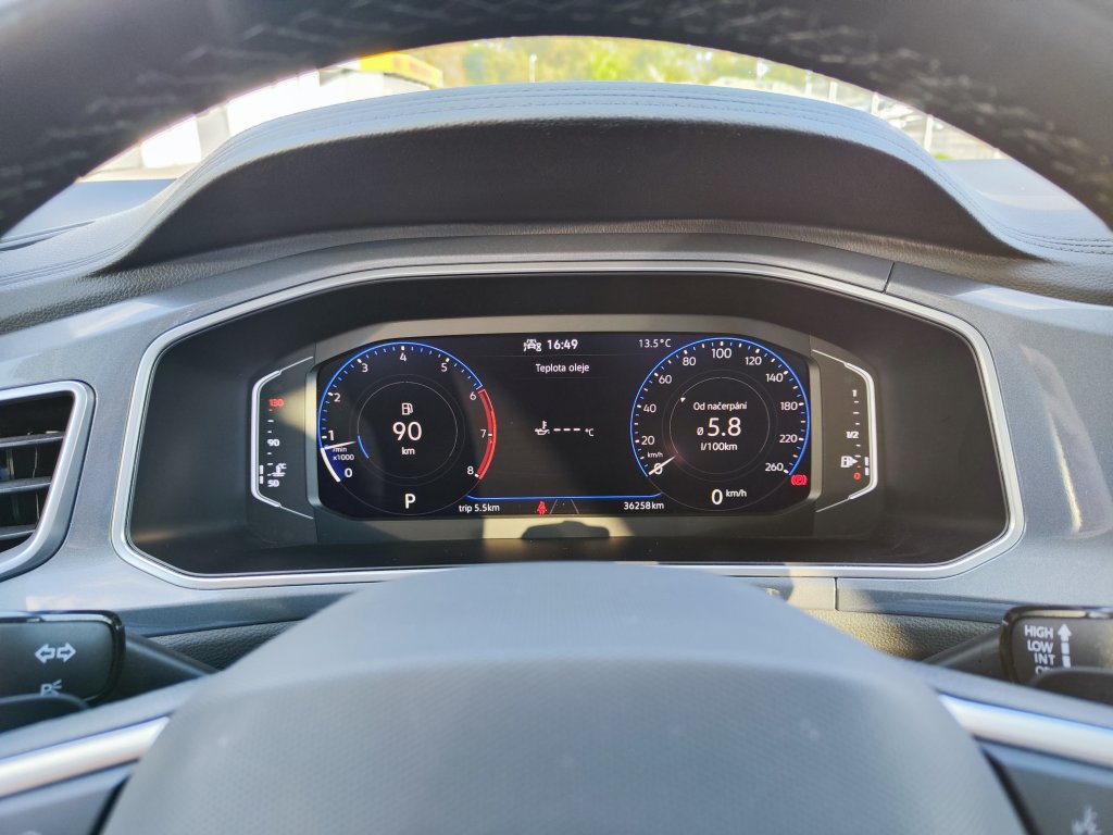 VW T-ROC Style 1.5 TSI 110 kW DSG, ČR,1.MAJITEL, Pův.lak, KAMERA
