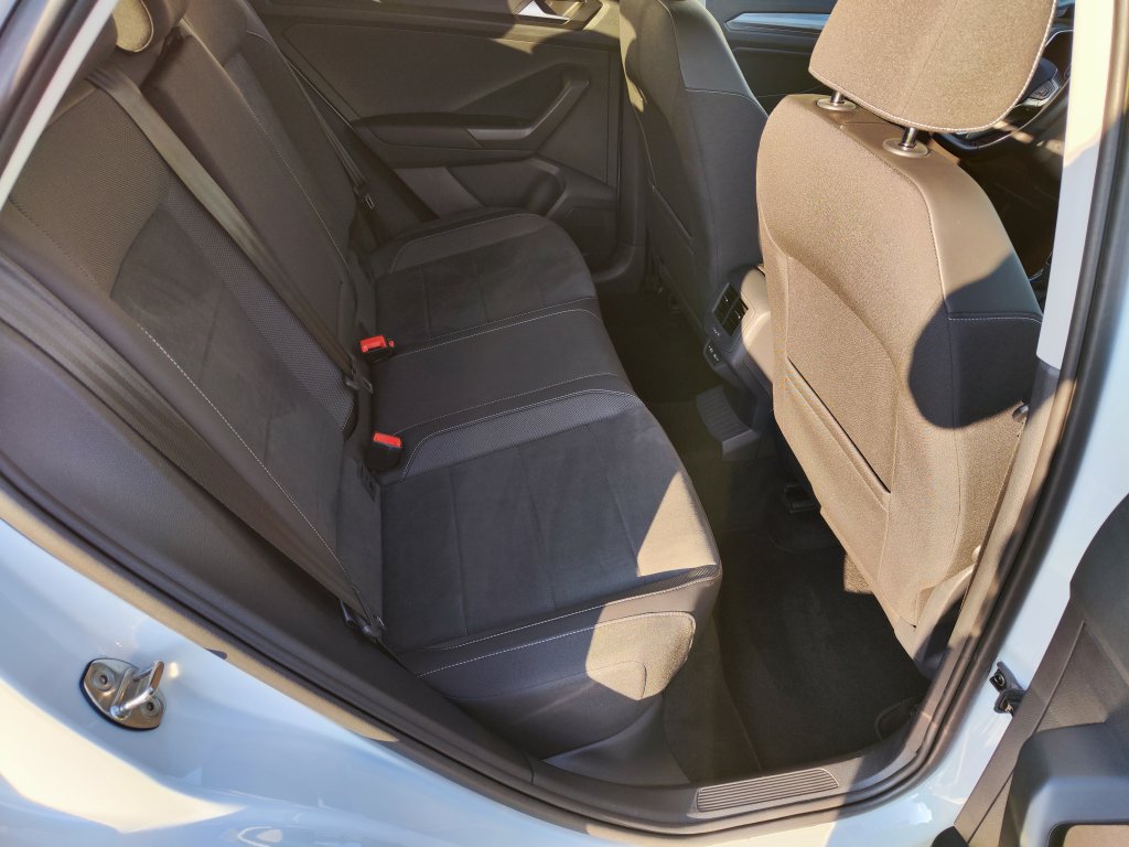 VW T-ROC Style 1.5 TSI 110 kW DSG, ČR,1.MAJITEL, Pův.lak, KAMERA