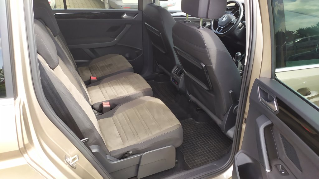 VW Připravujeme: TOURAN HL 2.0 TDI 110 kW 6st.Manuál,ČR,TZ,KAMERA,2xKola