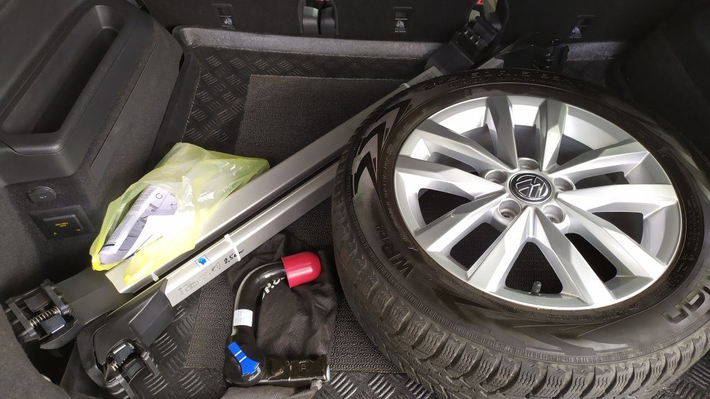 VW Připravujeme: TOURAN HL 2.0 TDI 110 kW 6st.Manuál,ČR,TZ,KAMERA,2xKola