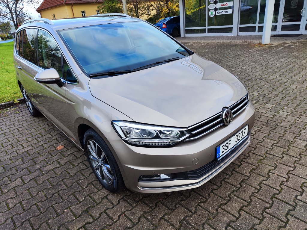 VW TOURAN HL 2.0 TDI 110 kW 6st.Manuál,ČR,TZ,KAMERA,2xKola