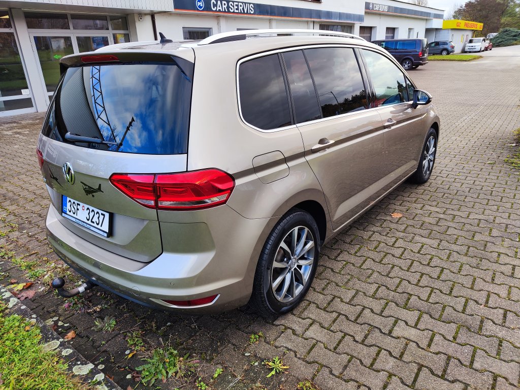 VW TOURAN HL 2.0 TDI 110 kW 6st.Manuál,ČR,TZ,KAMERA,2xKola