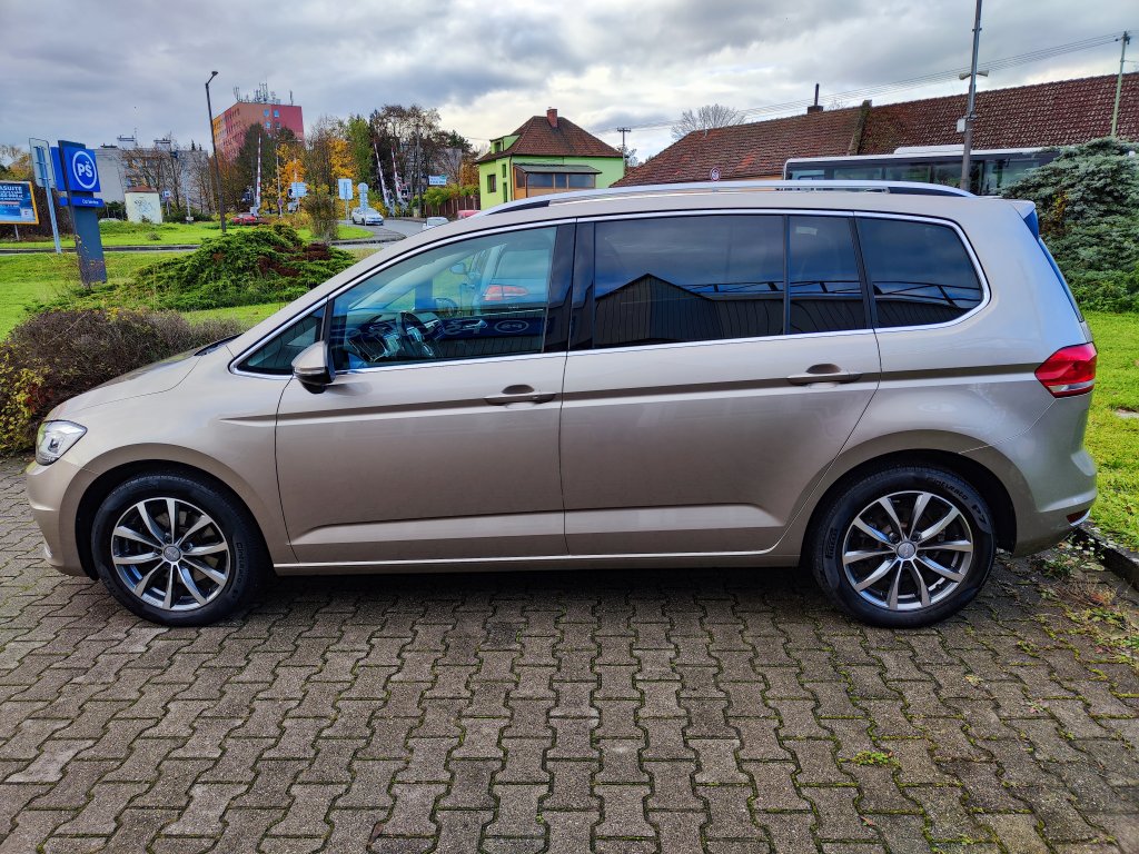 VW TOURAN HL 2.0 TDI 110 kW 6st.Manuál,ČR,TZ,KAMERA,2xKola