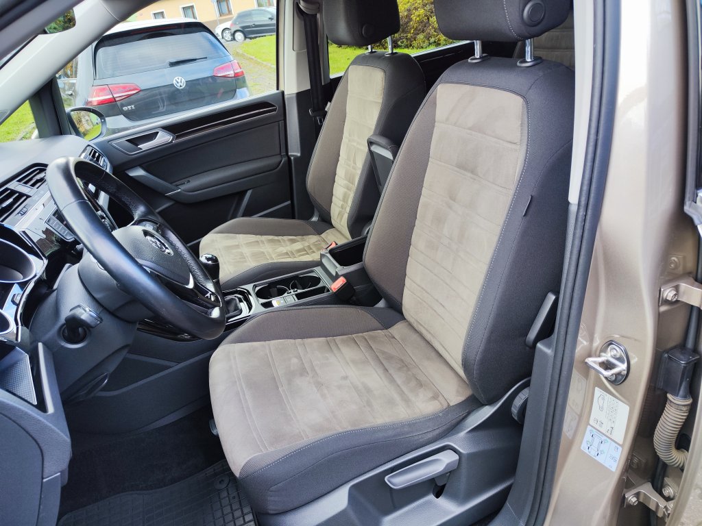 VW TOURAN HL 2.0 TDI 110 kW 6st.Manuál,ČR,TZ,KAMERA,2xKola