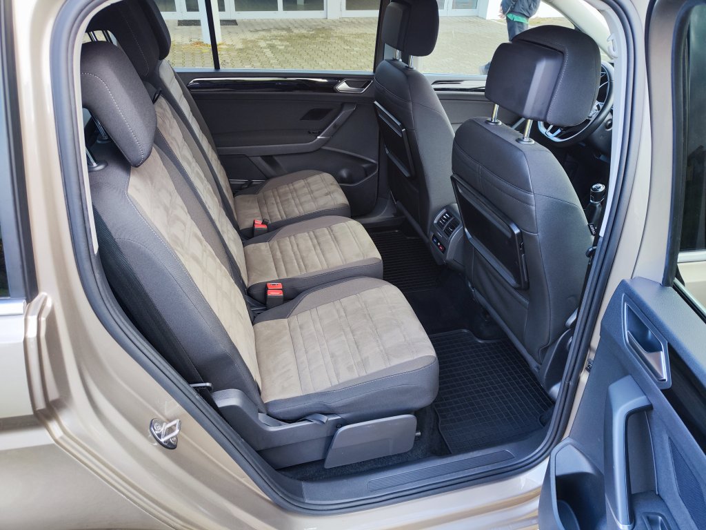 VW TOURAN HL 2.0 TDI 110 kW 6st.Manuál,ČR,TZ,KAMERA,2xKola