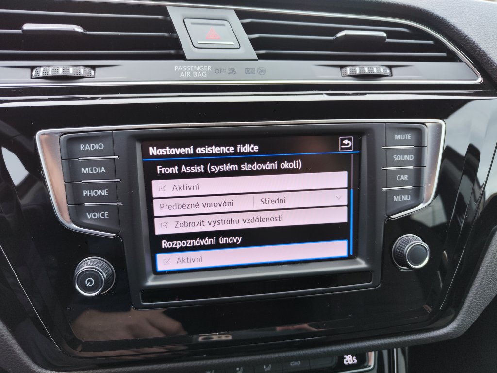 VW TOURAN HL 2.0 TDI 110 kW 6st.Manuál,ČR,TZ,KAMERA,2xKola