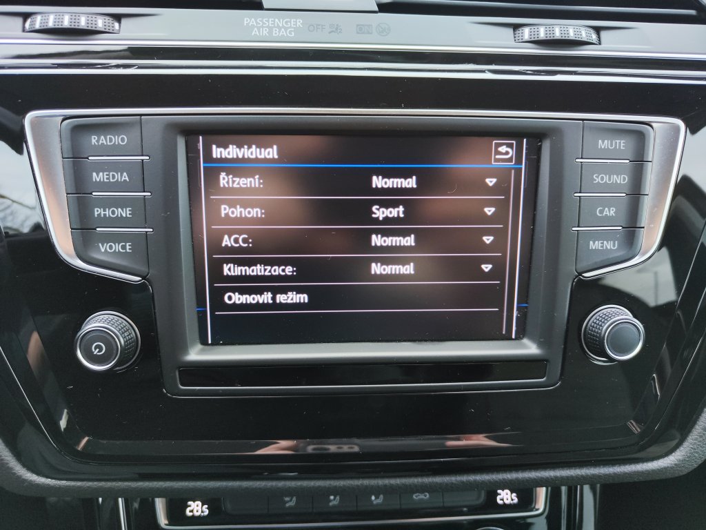 VW TOURAN HL 2.0 TDI 110 kW 6st.Manuál,ČR,TZ,KAMERA,2xKola