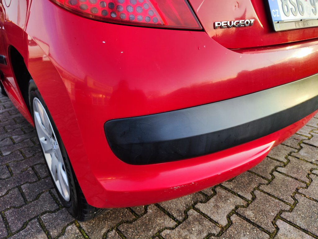 Peugeot 207 1.4 VTi 16V 70 kW 5st.Manuál, ČR, 1.MAJITEL, Pův.lak! 2x Kola