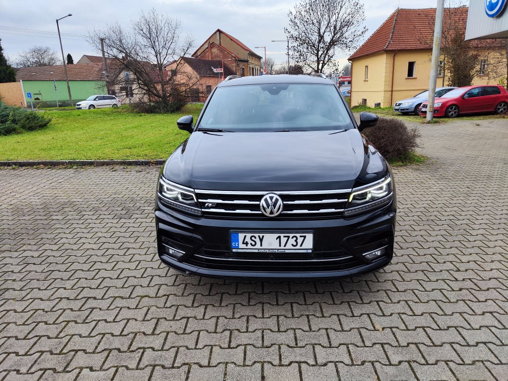 VW Tiguan ALLSPACE HL R-LINE 2.0 TDI 176kW 4M 7DSG,ČR,1.M.,DPH,2xKola