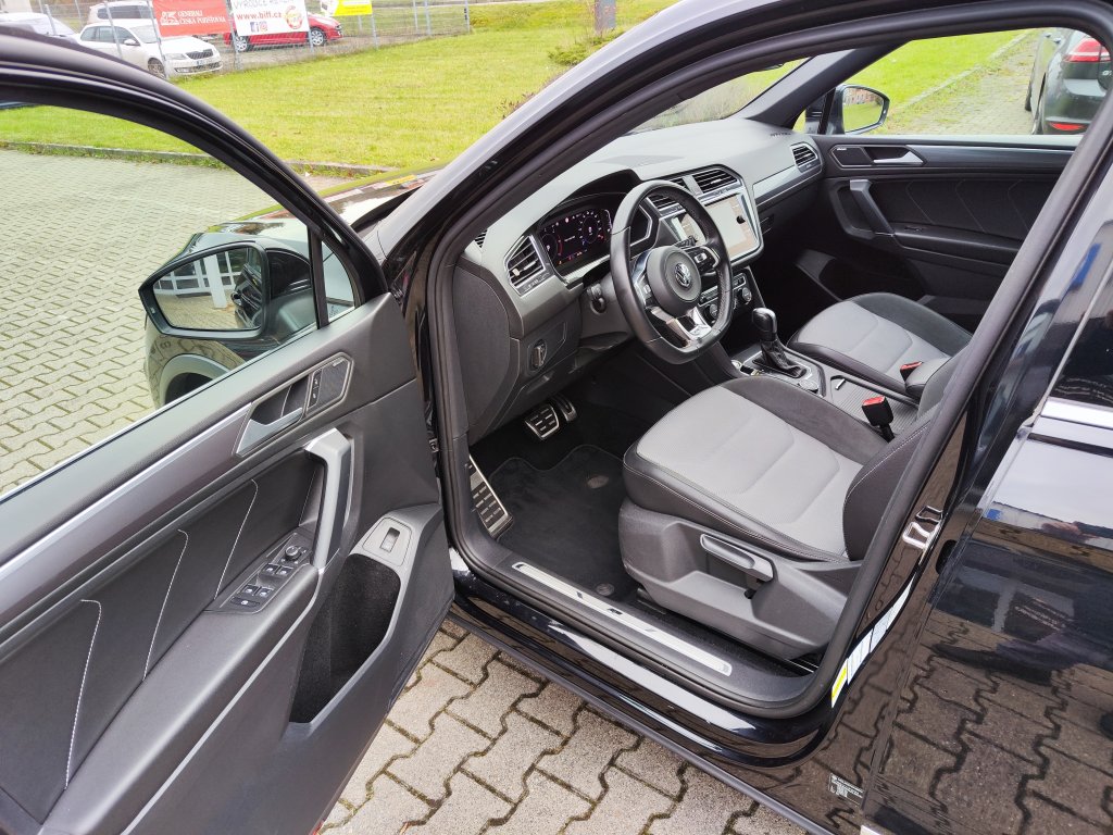 VW Tiguan ALLSPACE HL R-LINE 2.0 TDI 176kW 4M 7DSG,ČR,1.M.,DPH,2xKola