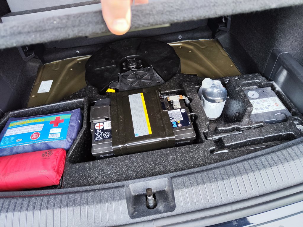 VW Tiguan ALLSPACE HL R-LINE 2.0 TDI 176kW 4M 7DSG,ČR,1.M.,DPH,2xKola