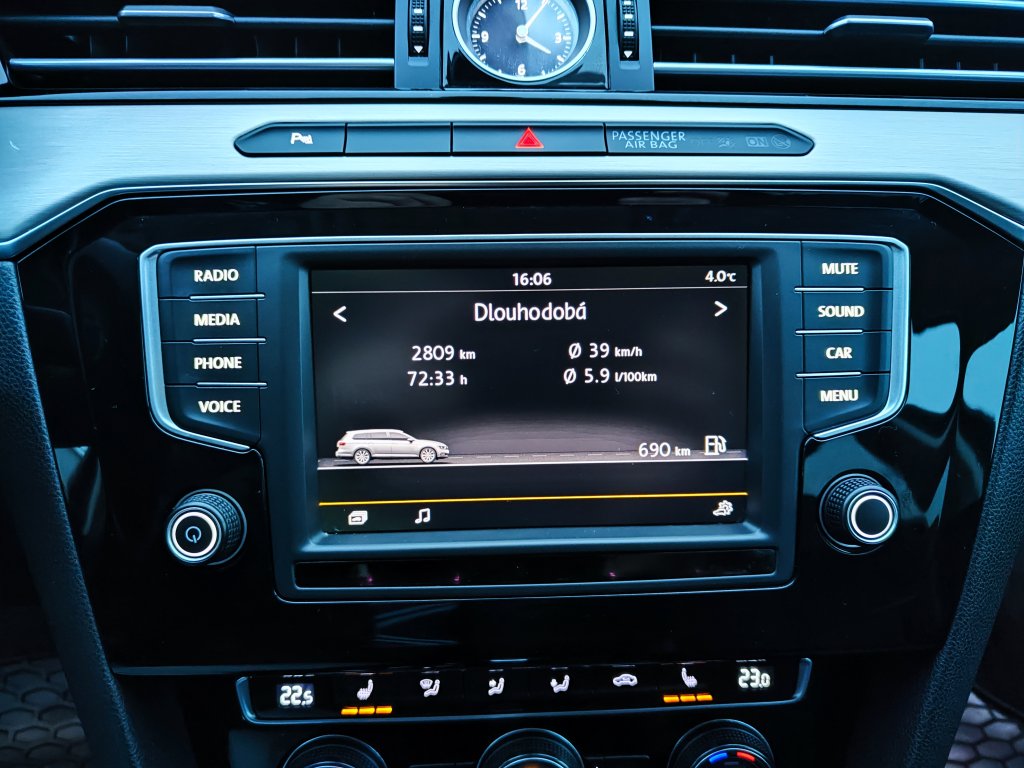 VW PASSAT VAR. HL 2.0 TDI 140kW 6DSG, ČR, 2.majitel, LED,