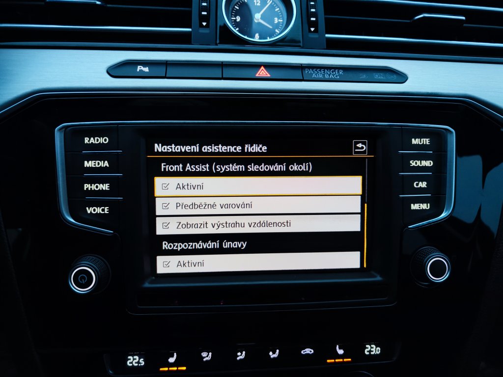 VW PASSAT VAR. HL 2.0 TDI 140kW 6DSG, ČR, 2.majitel, LED,