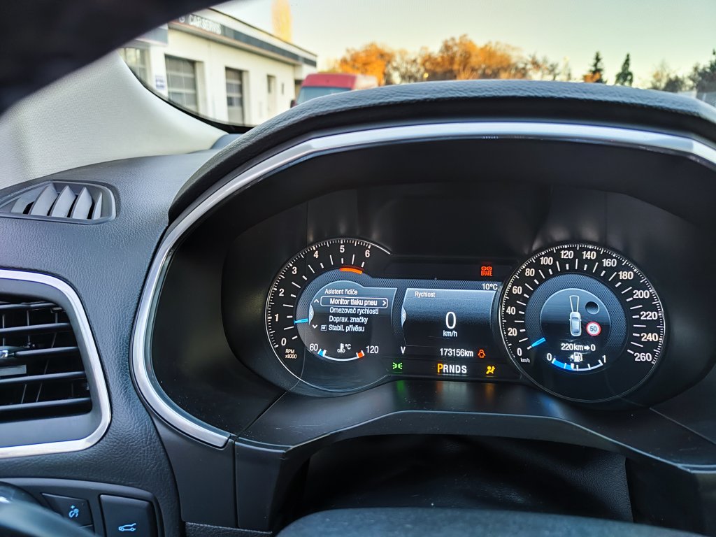 Ford EDGE ST-Line 2.0 TDCi 154 kW 4x4 6AT, ČR, 1.Majitel, DPH, TZ,2x Pneu