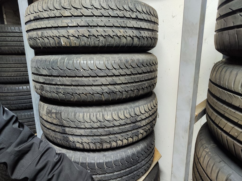 Škoda OCTAVIA II FL ELEGANCE 1.6 TDI 77 kW 5MT,ČR,2.Majitel,Pův.lak,2xKola