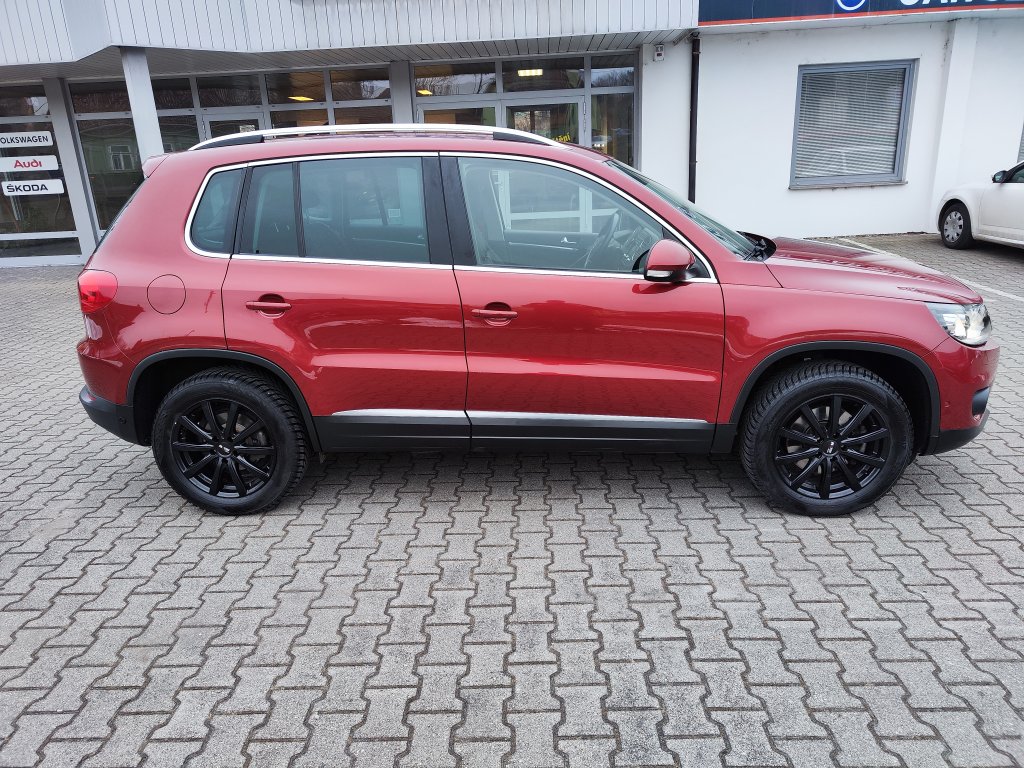 VW TIGUAN Sport&Style 2.0TDI 103 kW 4M 7DSG,ČR,1.MAJ.,jen 44tkm! 2xKola,