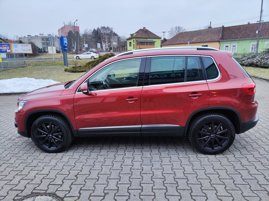 VW TIGUAN Sport&Style 2.0TDI 103 kW 4M 7DSG,ČR,1.MAJ.,jen 44tkm! 2xKola,
