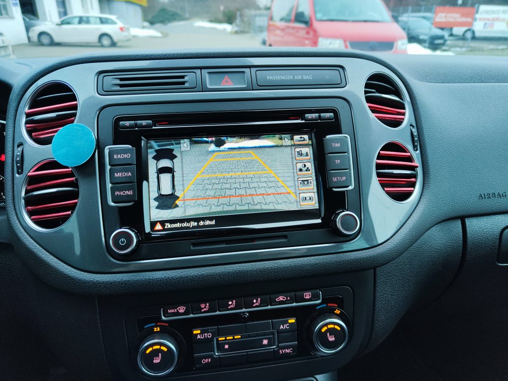 VW TIGUAN Sport&Style 2.0TDI 103 kW 4M 7DSG,ČR,1.MAJ.,jen 44tkm! 2xKola,