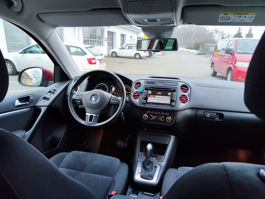 VW TIGUAN Sport&Style 2.0TDI 103 kW 4M 7DSG,ČR,1.MAJ.,jen 44tkm! 2xKola,