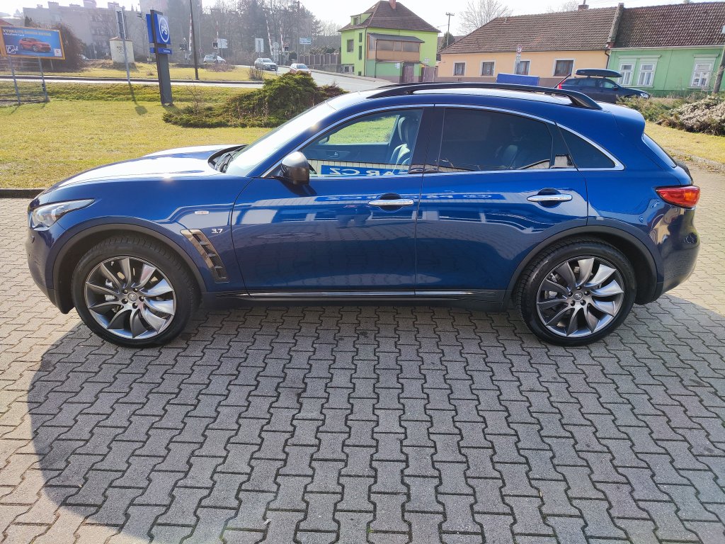 Nissan INFINITI QX70S S-Design(Premium) AWD 7AT, ČR,DPH, 2x 21" Kola