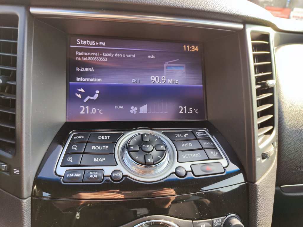 Nissan INFINITI QX70S S-Design(Premium) AWD 7AT, ČR,DPH, 2x 21" Kola