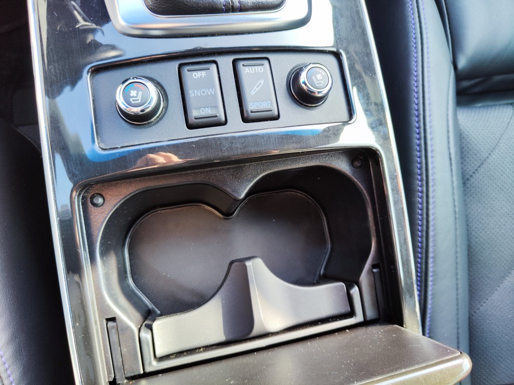 Nissan INFINITI QX70S S-Design(Premium) AWD 7AT, ČR,DPH, 2x 21" Kola