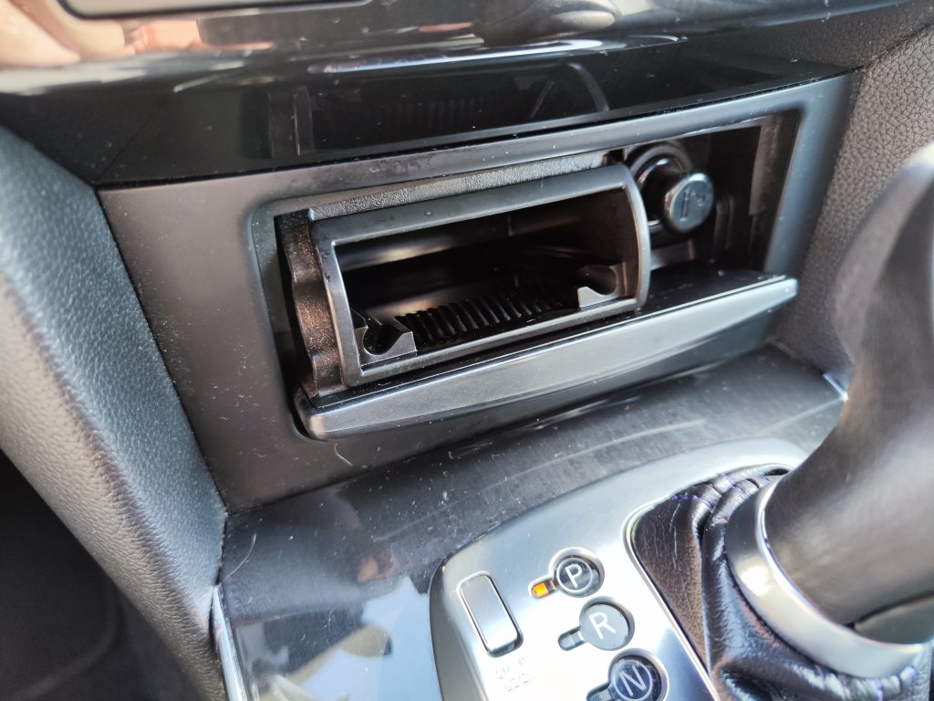 Nissan INFINITI QX70S S-Design(Premium) AWD 7AT, ČR,DPH, 2x 21" Kola