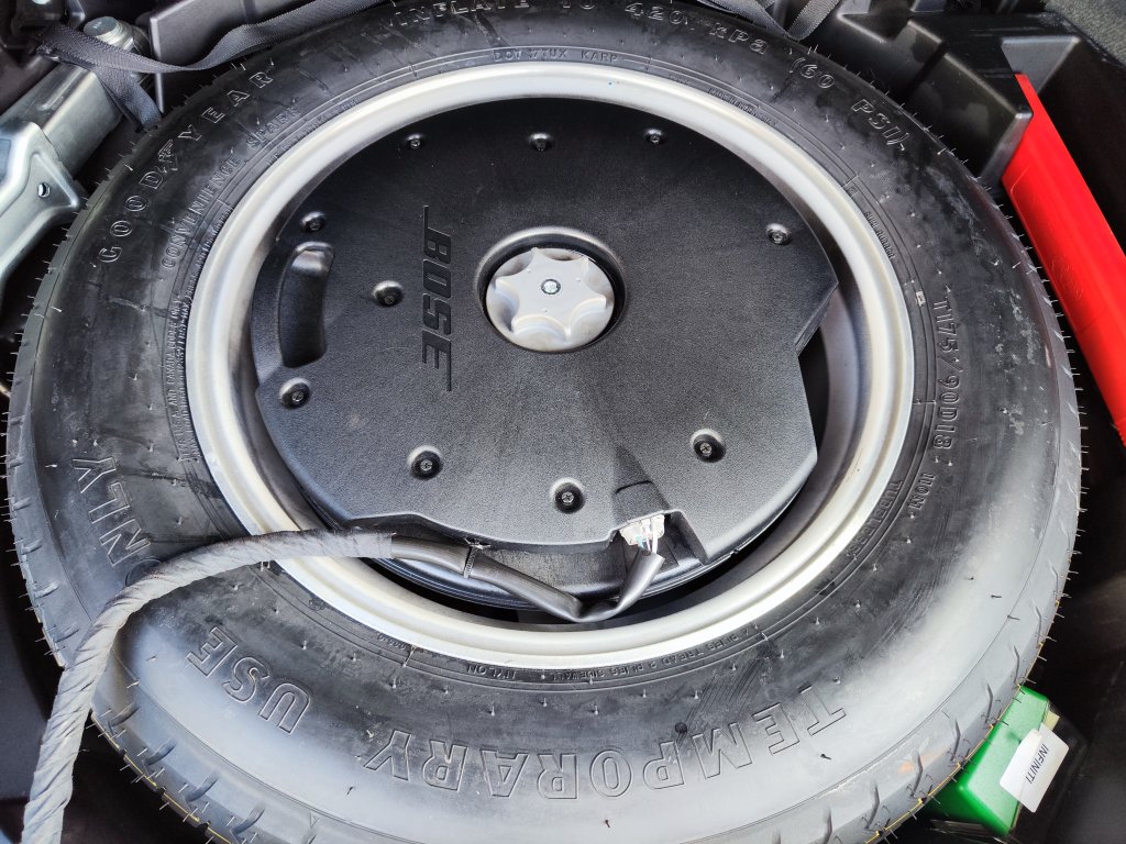 Nissan INFINITI QX70S S-Design(Premium) AWD 7AT, ČR,DPH, 2x 21" Kola