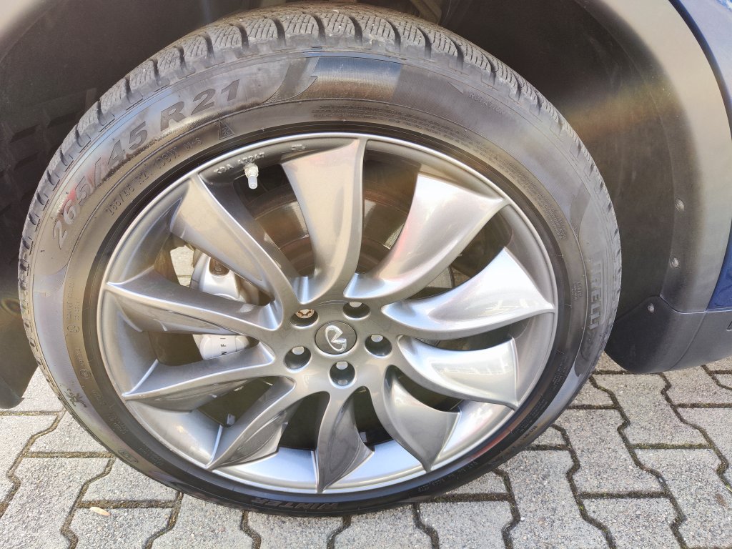 Nissan INFINITI QX70S S-Design(Premium) AWD 7AT, ČR,DPH, 2x 21" Kola