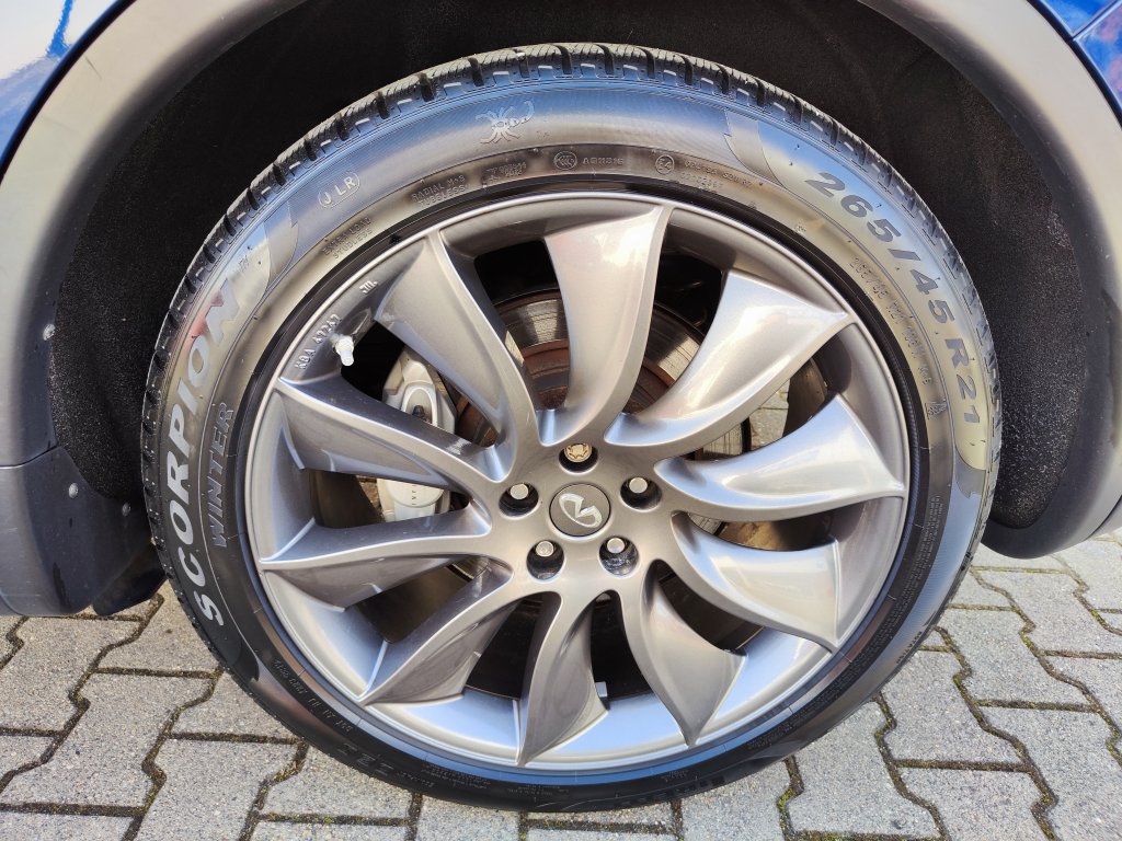 Nissan INFINITI QX70S S-Design(Premium) AWD 7AT, ČR,DPH, 2x 21" Kola