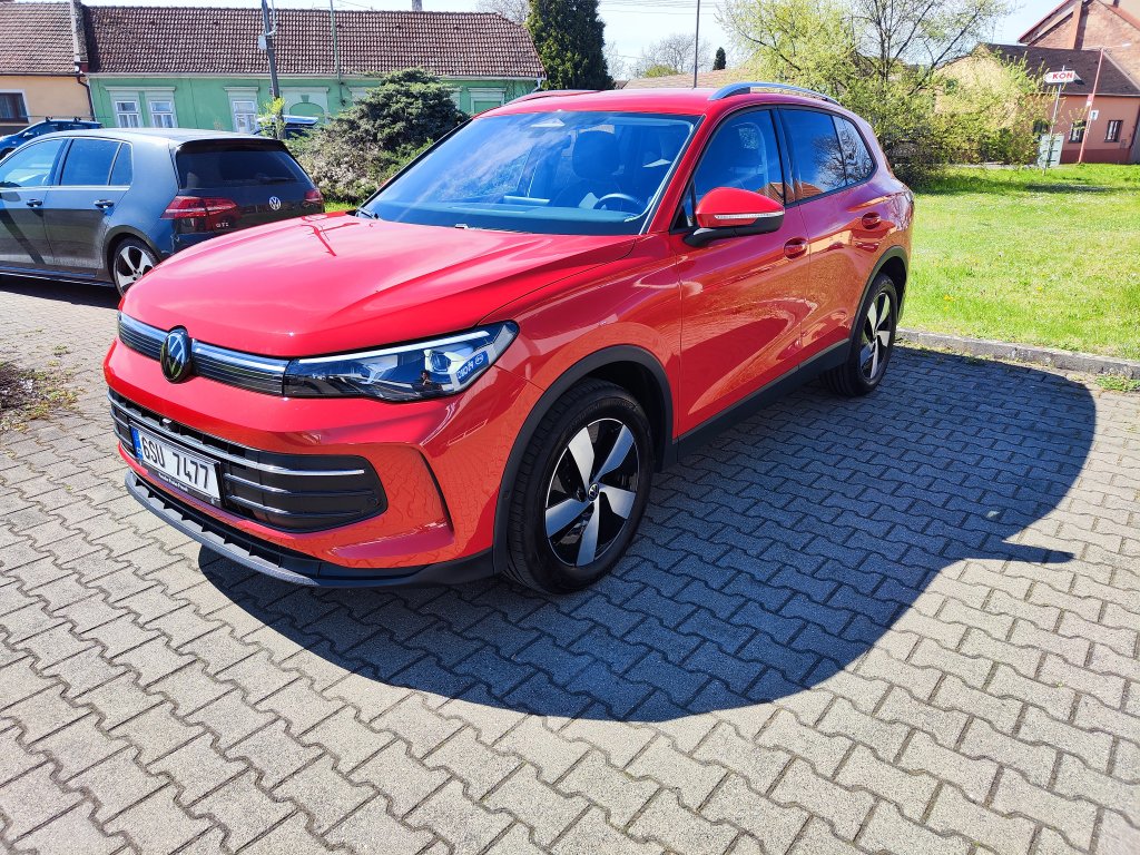 VW TIGUAN, ČR,1.M.,DPH,Pův.lak,ZÁRUKA,NT,Ventilace/Masáže sedadel,2x Kola