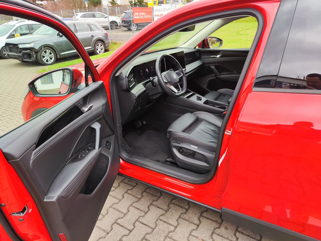 VW TIGUAN, ČR,1.M.,DPH,Pův.lak,ZÁRUKA,NT,Ventilace/Masáže sedadel,2x Kola