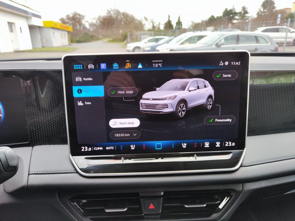 VW TIGUAN, ČR,1.M.,DPH,Pův.lak,ZÁRUKA,NT,Ventilace/Masáže sedadel,2x Kola