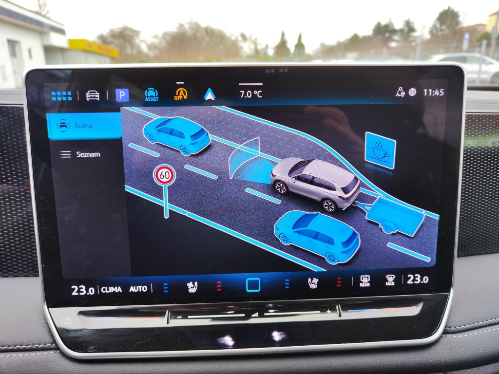 VW TIGUAN, ČR,1.M.,DPH,Pův.lak,ZÁRUKA,NT,Ventilace/Masáže sedadel,2x Kola