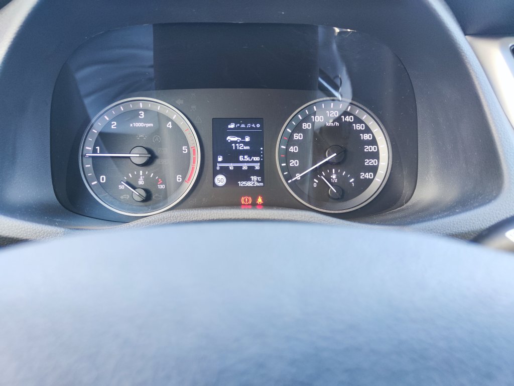 Hyundai TUCSON Welcome 1.7 CRDi 85 kW 6st.Manuál, ČR,2x Pneu, KAMERA,NAVI