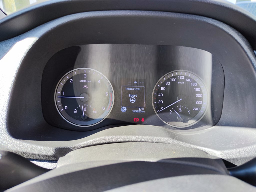 Hyundai TUCSON Welcome 1.7 CRDi 85 kW 6st.Manuál, ČR,2x Pneu, KAMERA,NAVI