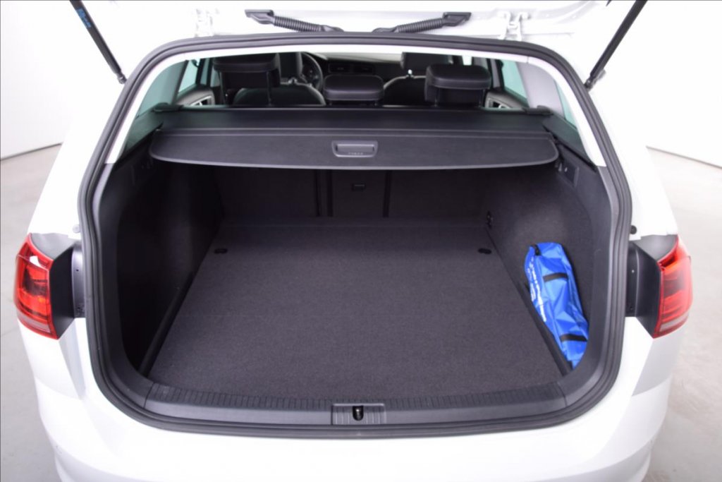 VW GOLF VARIANT Highline CNG 7DSG